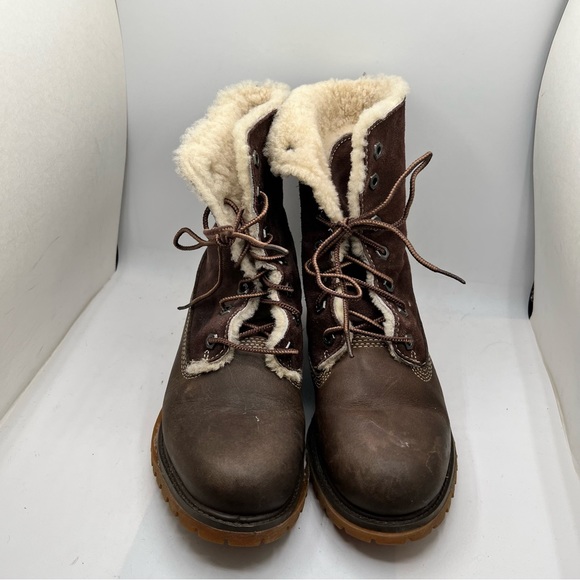 Timberland Womens Boots SZ 7 Brown Waterproof Fold Down Teddy Fleece. - Picture 5 of 12